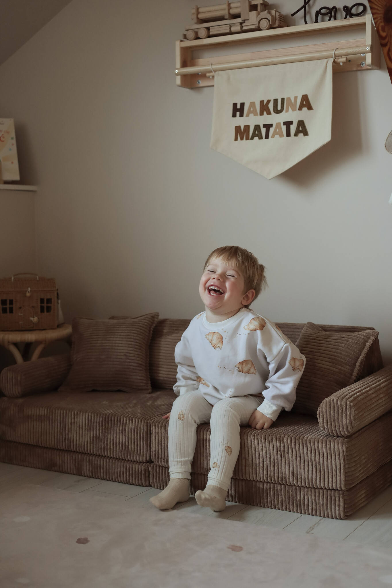 Montessori Mini Comfort Spielsofa aus Cord