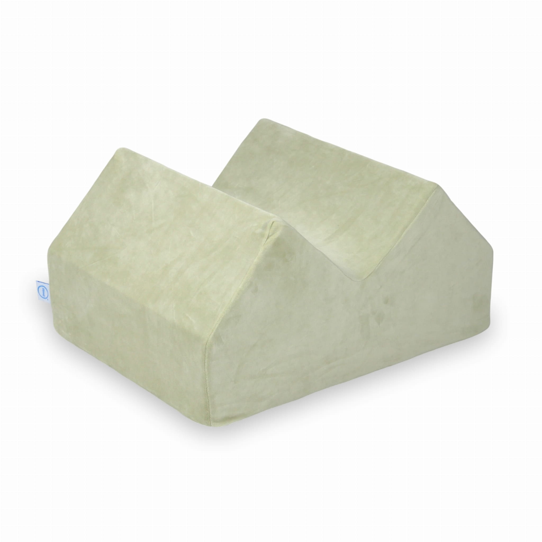 Samtweiche, hellmintfarbene Schaumstoff-Spielberge