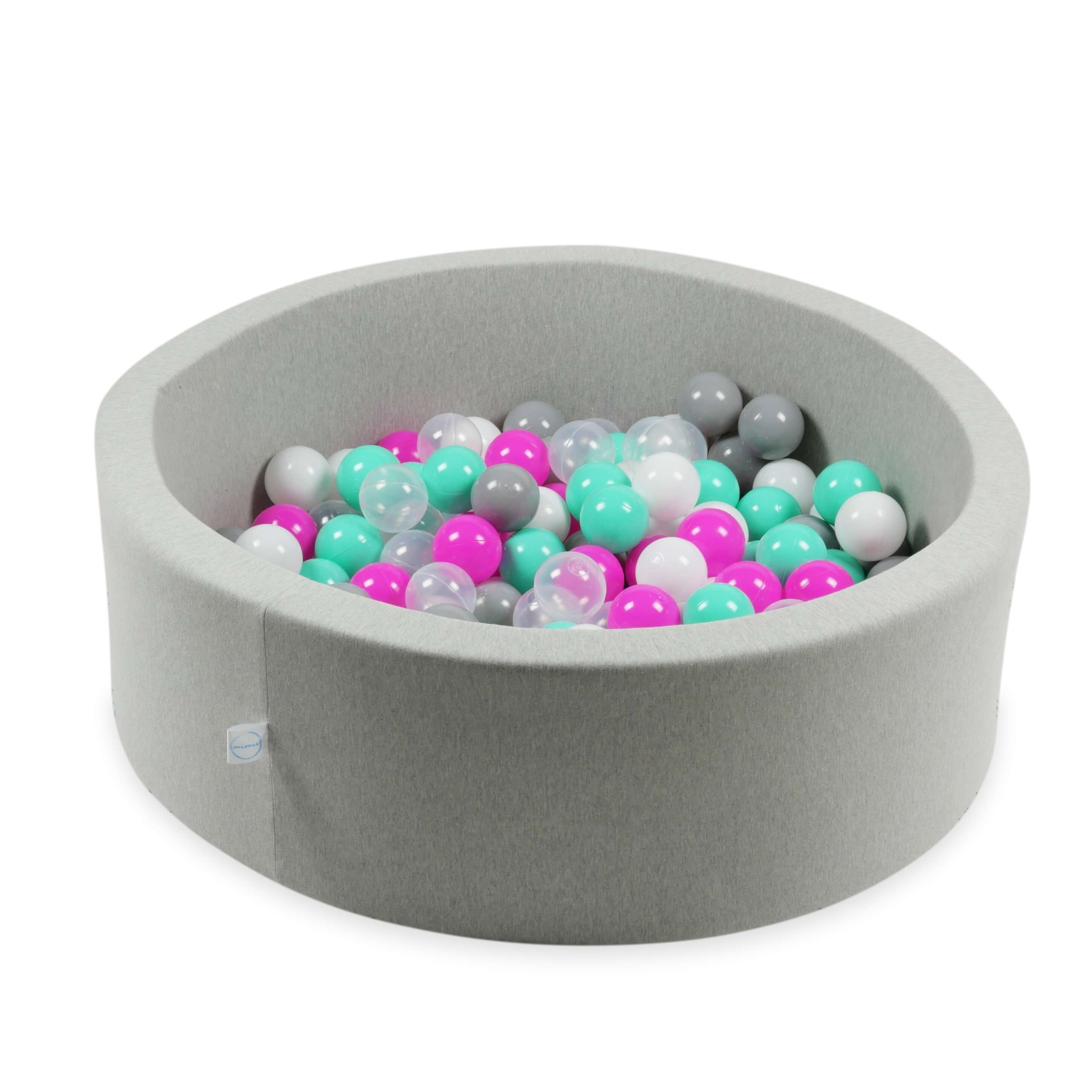 25 Spielbälle mit 7 cm Durchmesser in Weiß, Rosa, Mint, Grau und Transparent.