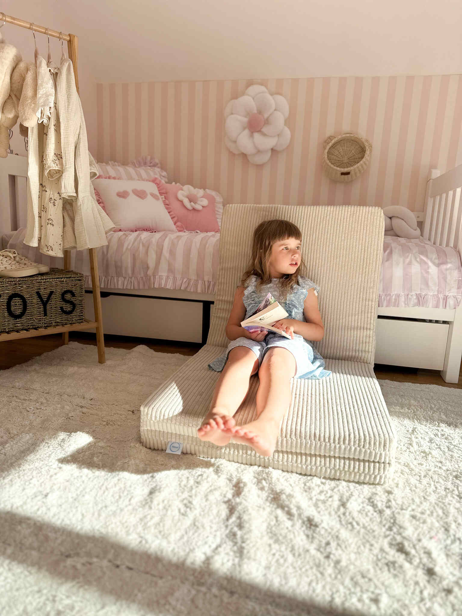 Faltbare quadratische Babyspielmatte 120 x 120 cm aus Cord