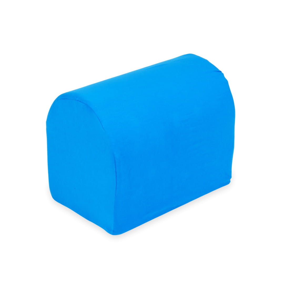 Blauer Schaumstoffhügel für den Spielplatz