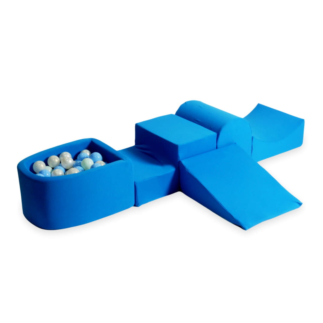 Schaumstoffspielbereich mit Hügel und kleinem blauen Pool + 100 Bälle (hellblau, hellmint, perlmuttfarben, irisierend)